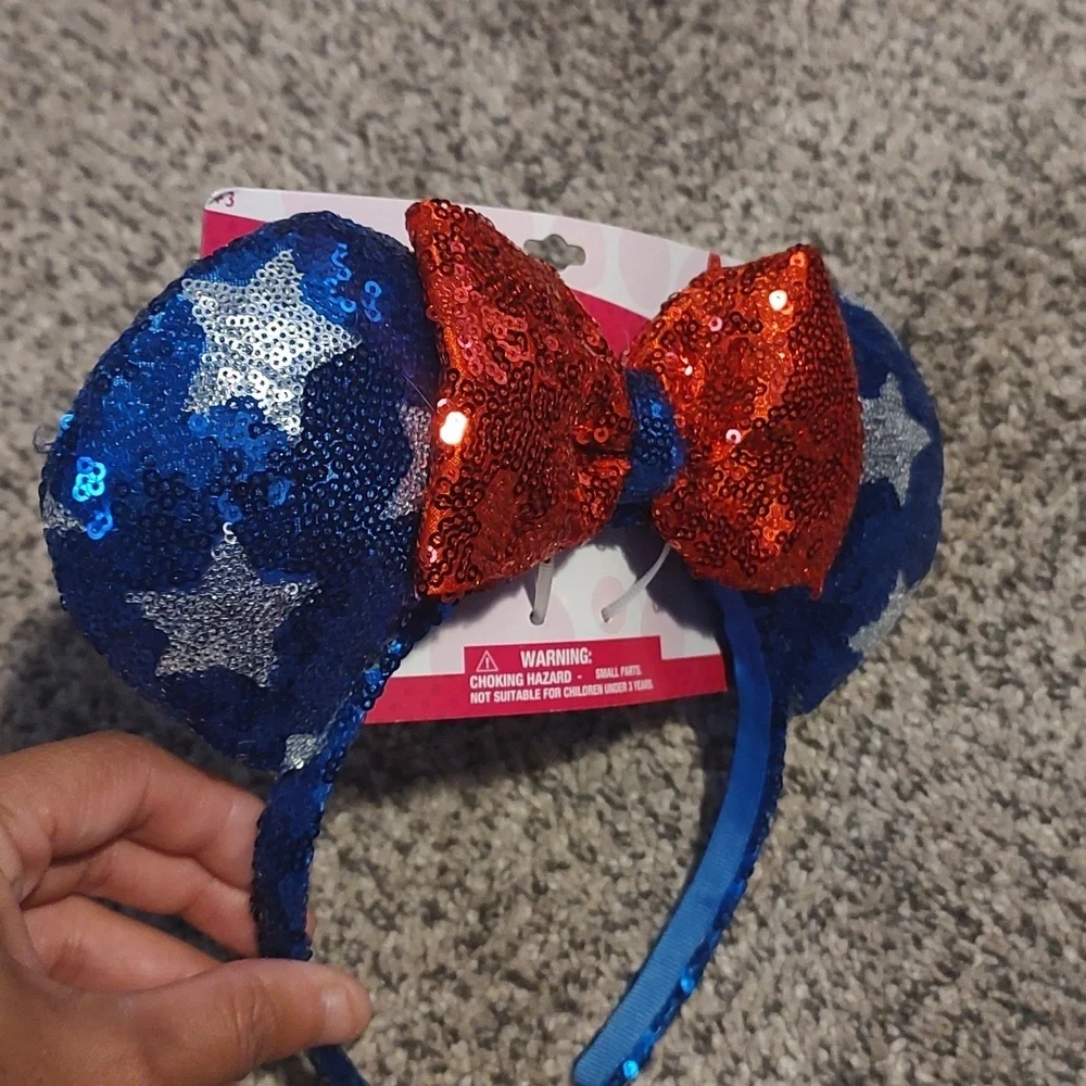 NWT Sequin Patriotic Minnie Mouse Ears